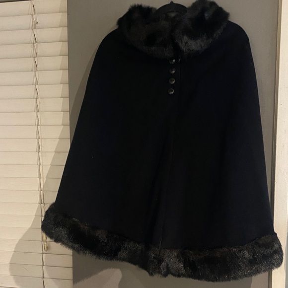 dennis basso Jackets & Blazers - Dennis Basso Black Cape with Faux Fur Trim